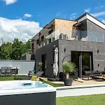 فيلة Porta - Privat Pool And Jacuzzi