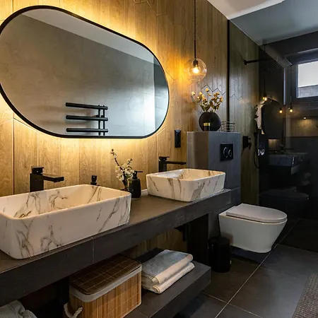 Porte - Private Pool And Jacuzzi Villa Balatonalmadi