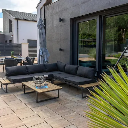 Porte - Private Pool And Jacuzzi * Balatonalmádi