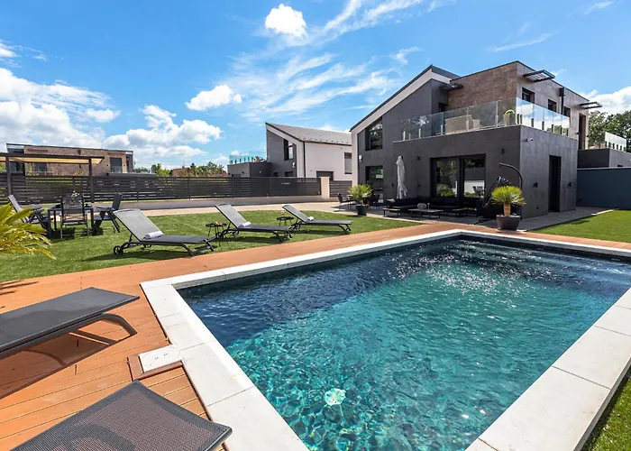 فيلة Porta - Private Pool And Jacuzzi *