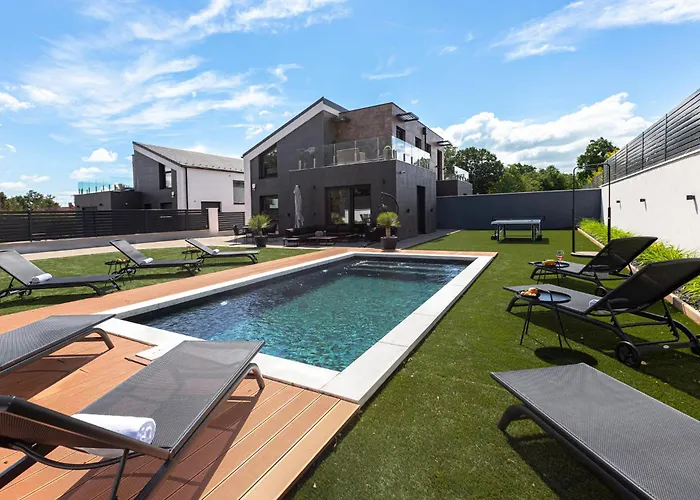 فيلة Porta - Private Pool And Jacuzzi